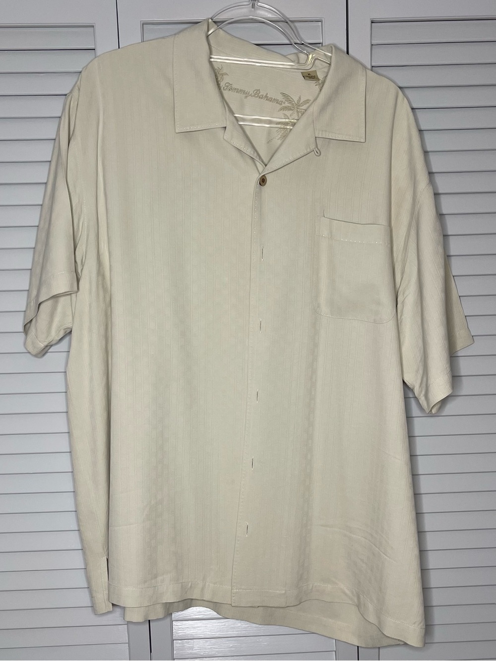 Tommy Bahama Men's Light Cream Short-Sleeve Camp Shirt 100% Silk